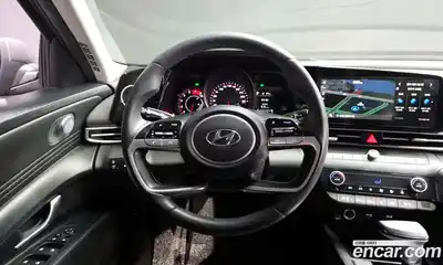 Hyundai Avante 2023 1.6 Автомат в Москве № 125452, миниатюра 5