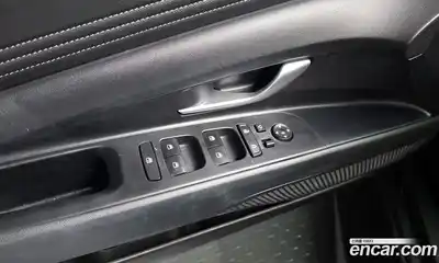 Hyundai Avante 2023 1.6 Автомат в Москве № 125452, миниатюра 10