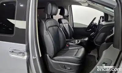 Hyundai Staria 2022 2.2 Автомат в Москве № 126484, миниатюра 5