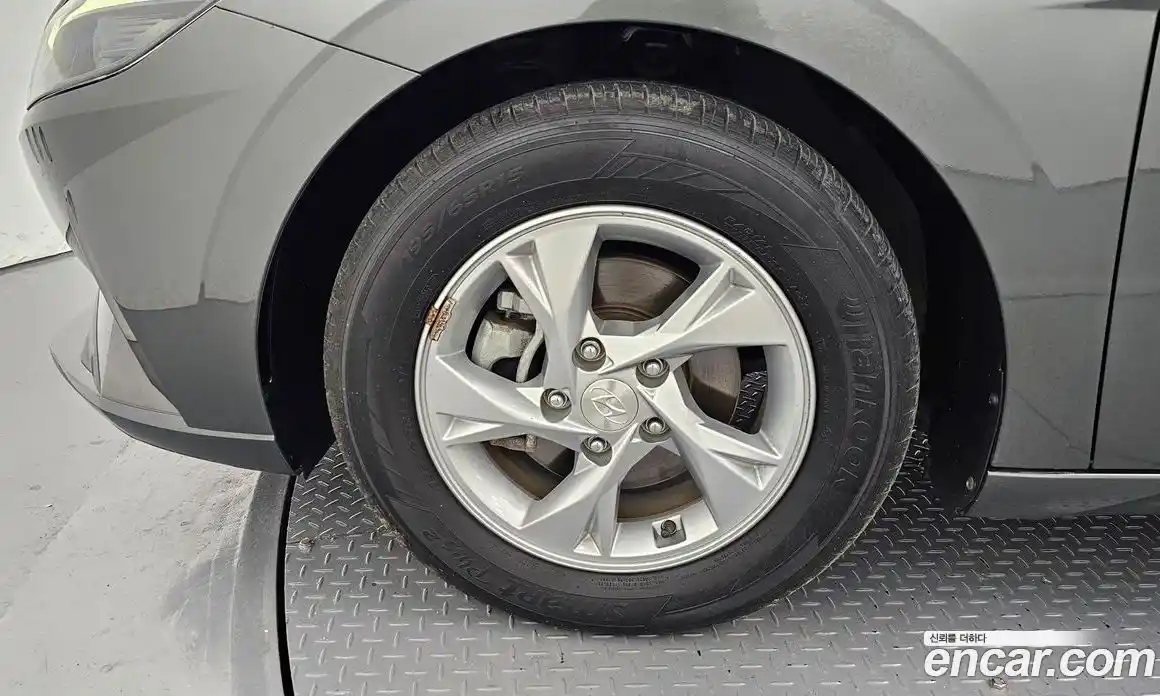 Hyundai Avante 2021 1.6 Автомат в Москве № 126877, фото 19