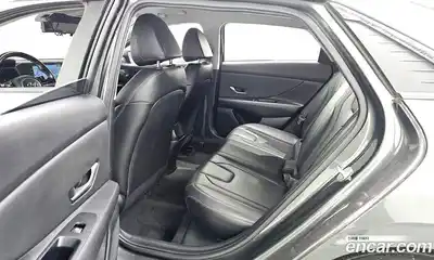 Hyundai Avante 2021 1.6 Автомат в Москве № 126877, миниатюра 5