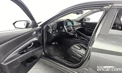 Hyundai Avante 2021 1.6 Автомат в Москве № 126877, миниатюра 9