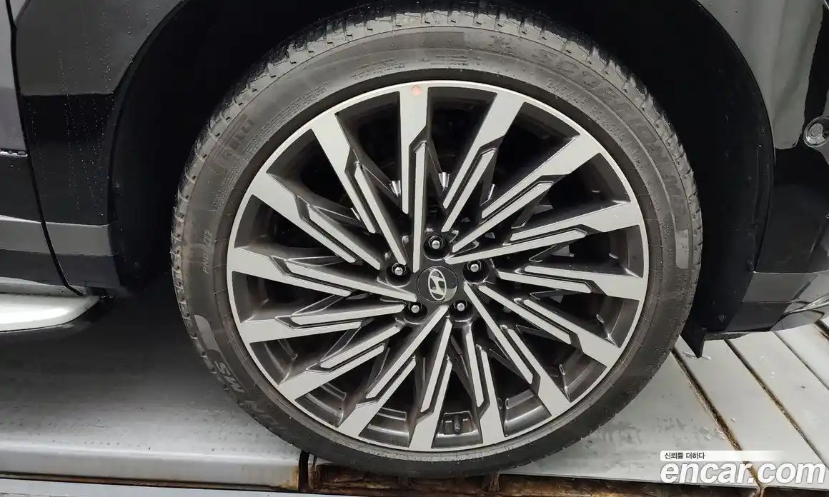 Hyundai Santa Fe 2024 2.5 Автомат в Москве № 130150, фото 16