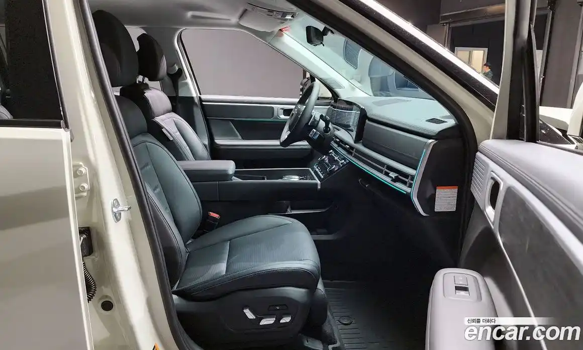 Hyundai Santa Fe 2024 1.6 Автомат в Москве № 130539, фото 11