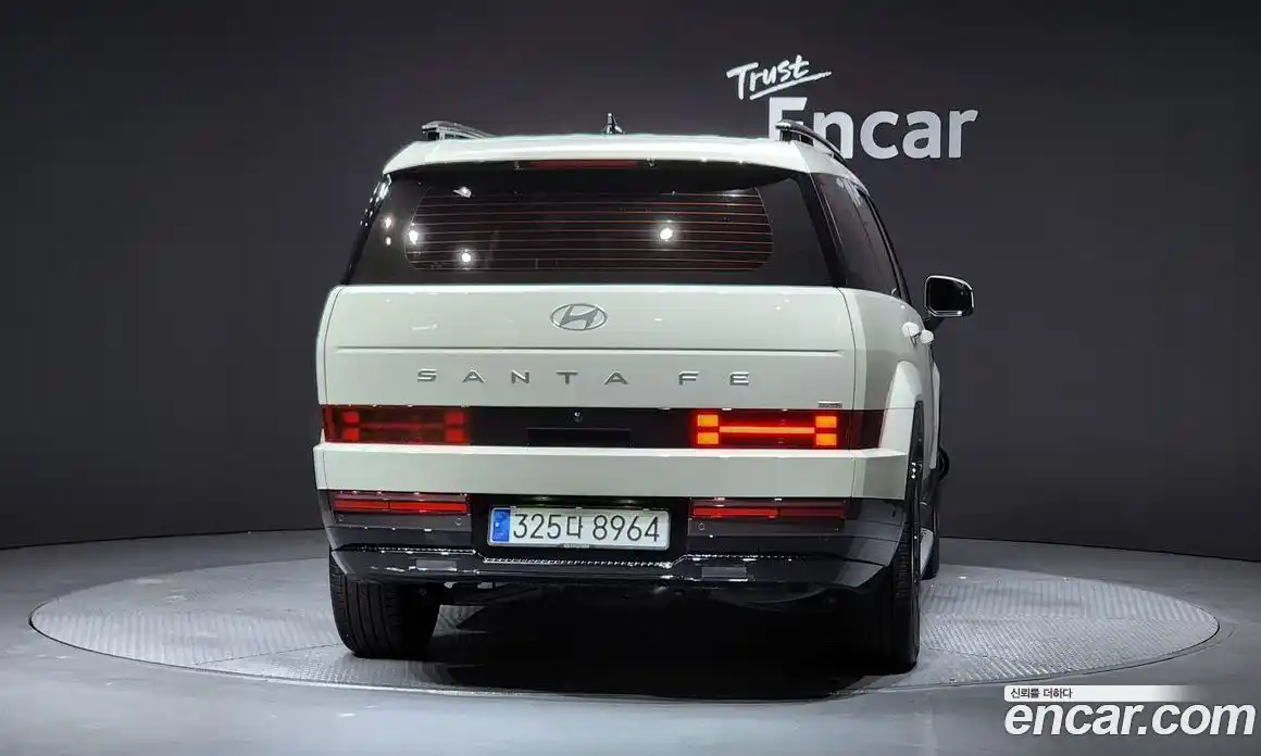 Hyundai Santa Fe 2024 1.6 Автомат в Москве № 130539, фото 16