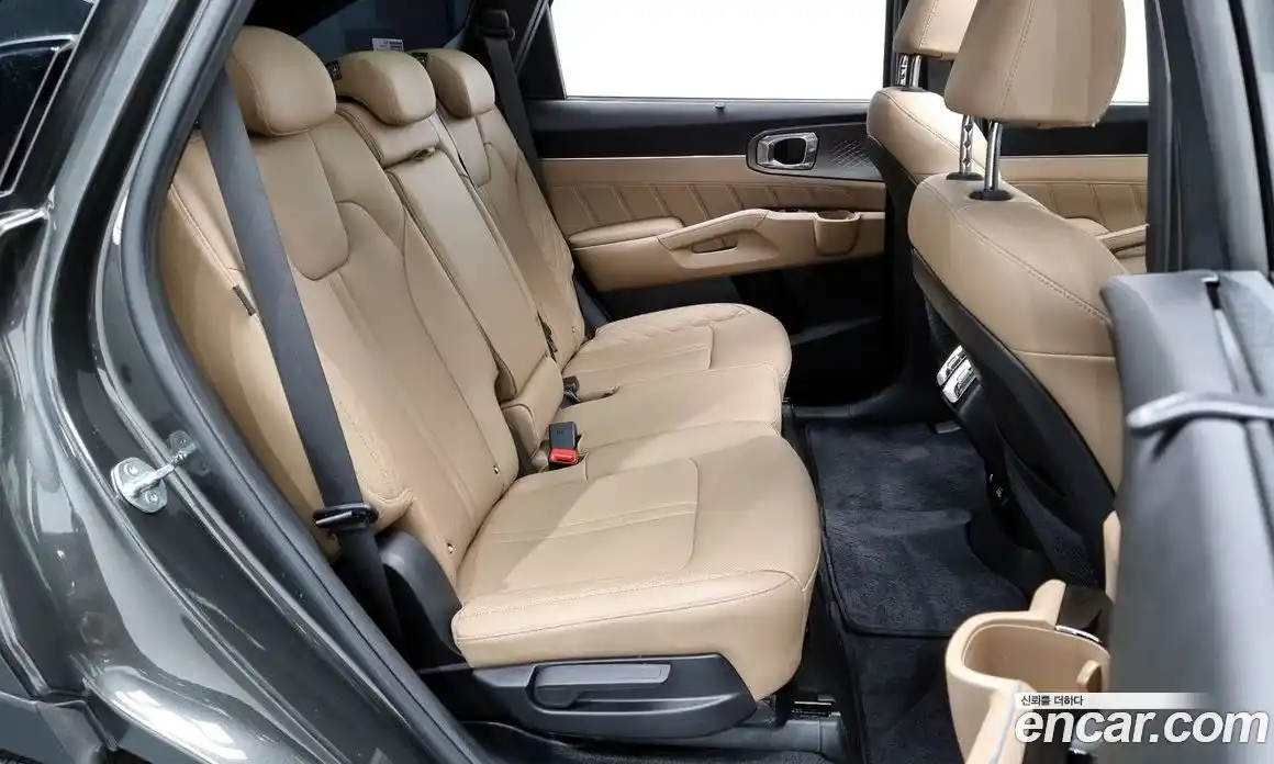 Kia Sorento 2024 1.6 Автомат в Москве № 131662, фото 1