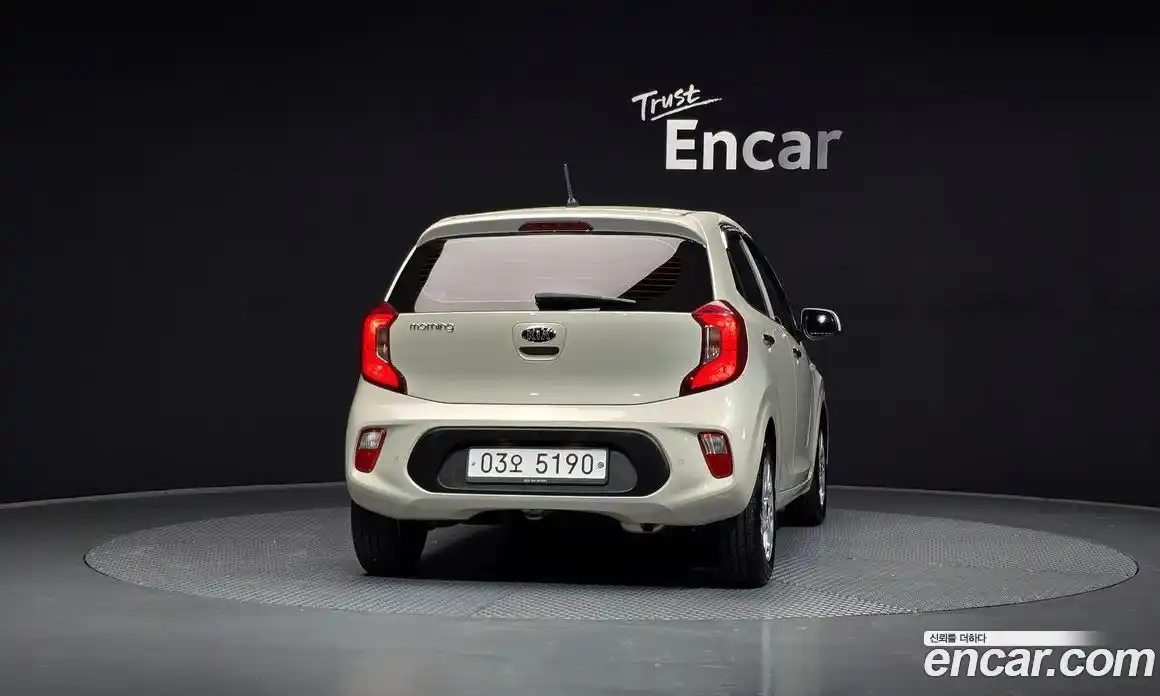 Kia Morning 2019 1.0 Автомат в Москве № 131960, фото 20