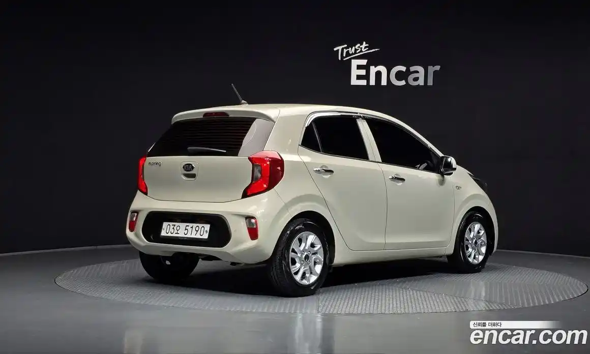 Kia Morning 2019 1.0 Автомат в Москве № 131960, фото 4