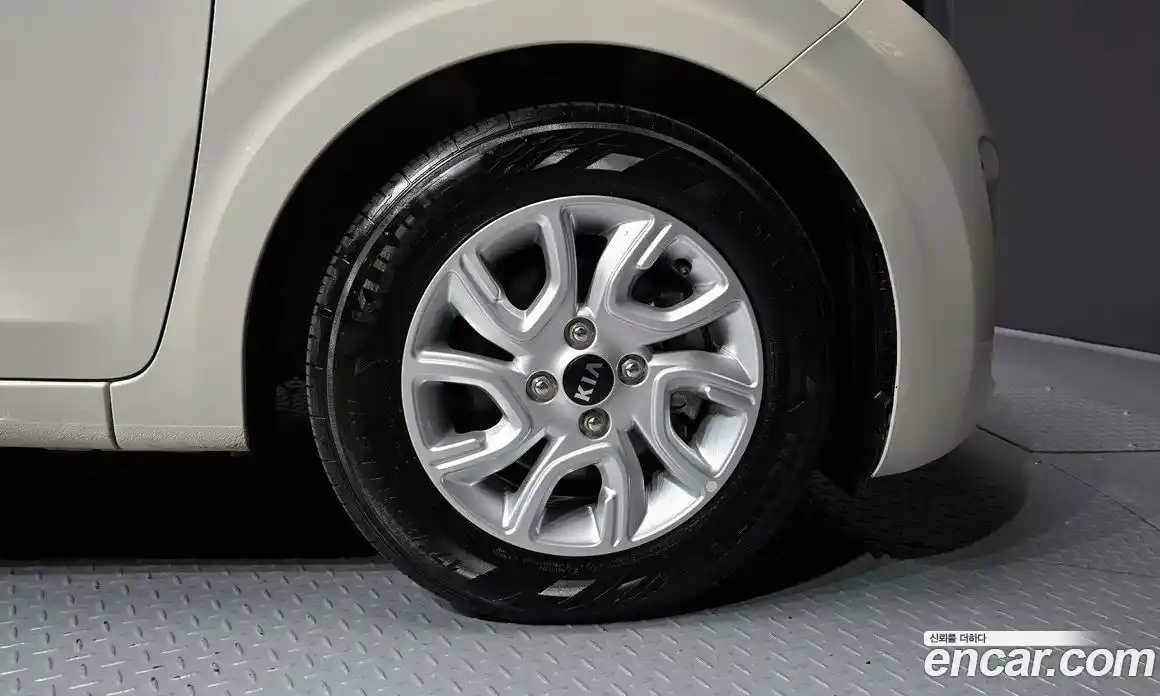 Kia Morning 2019 1.0 Автомат в Москве № 131960, фото 8