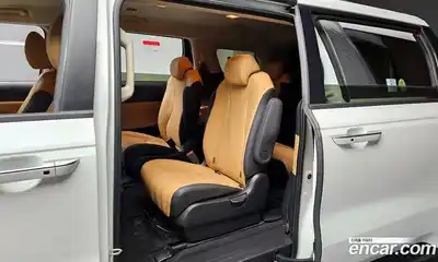 Kia Canival 2023 2.2 Автомат в Москве № 134110, миниатюра 12