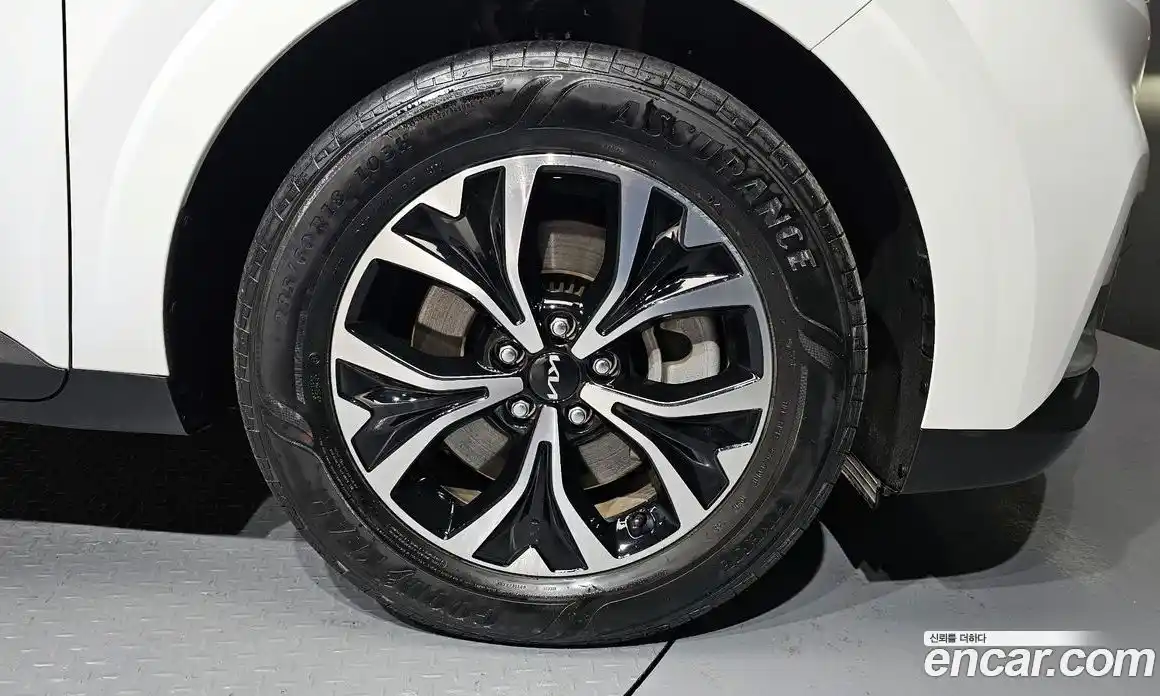 Kia Canival 2023 2.2 Автомат в Москве № 134110, фото 3