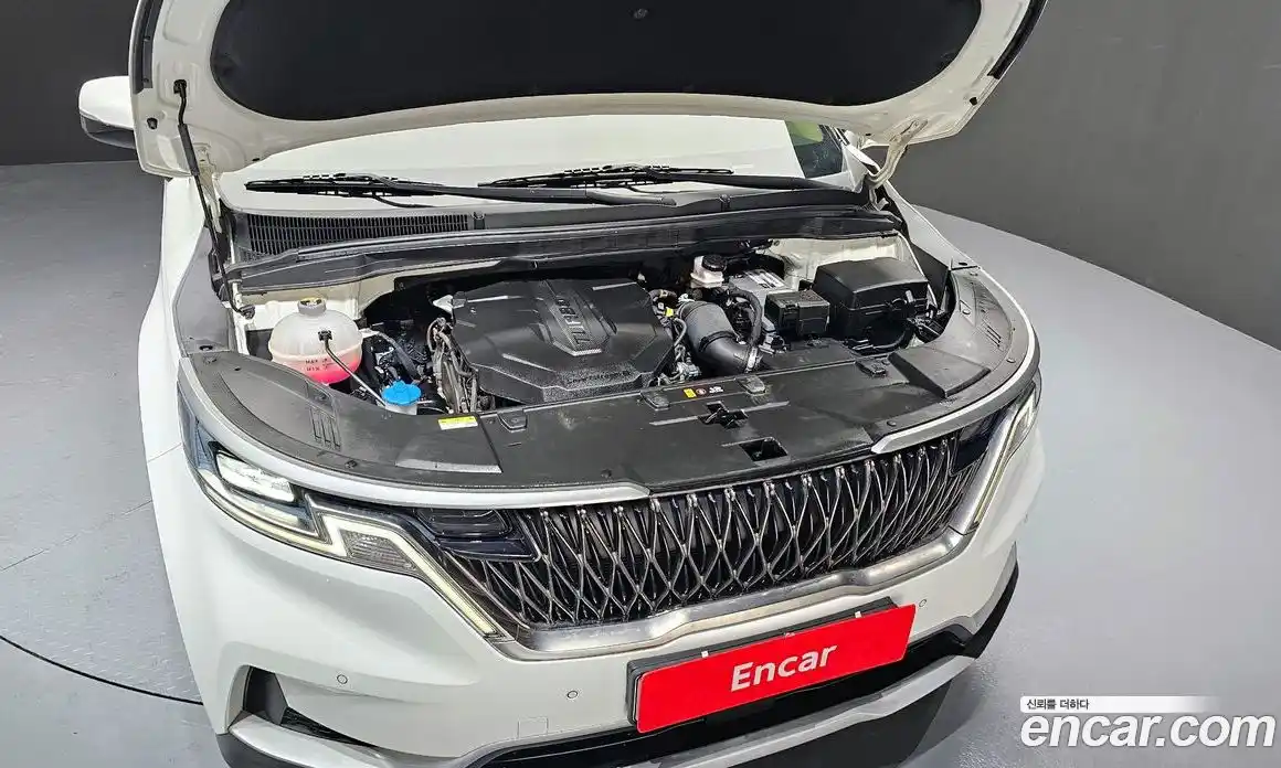 Kia Canival 2023 2.2 Автомат в Москве № 134110, фото 5