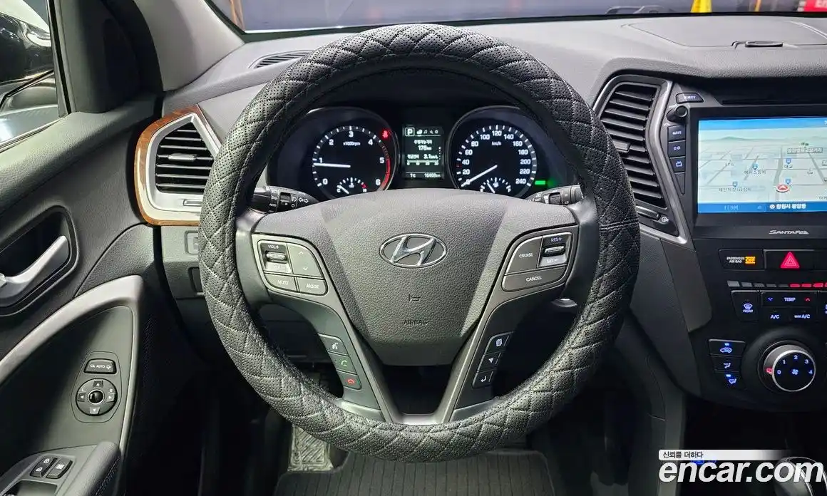 Hyundai Santa Fe 2016 2.0 Автомат в Москве № 134494, фото 12