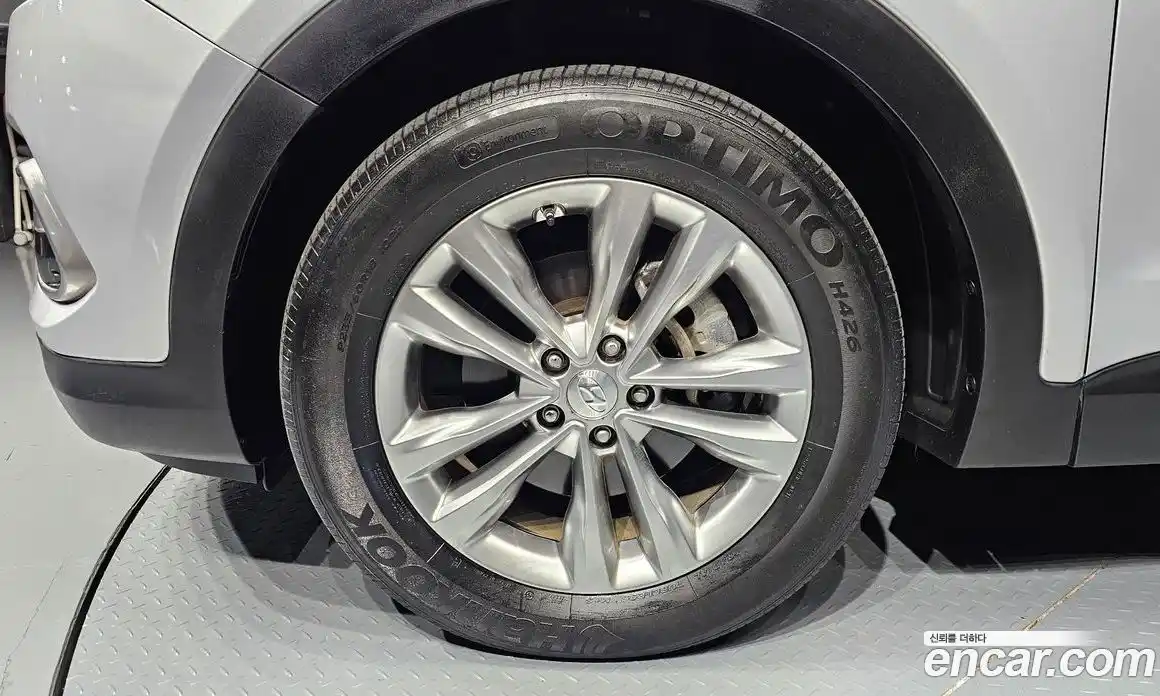 Hyundai Santa Fe 2016 2.0 Автомат в Москве № 134494, фото 17