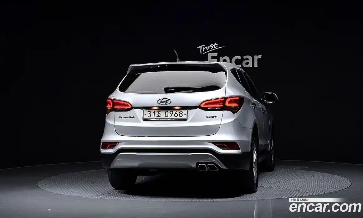 Hyundai Santa Fe 2016 2.0 Автомат в Москве № 134494, фото 3