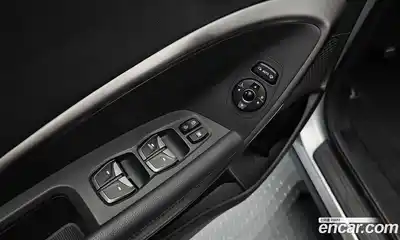 Hyundai Santa Fe 2016 2.0 Автомат в Москве № 134494, миниатюра 7