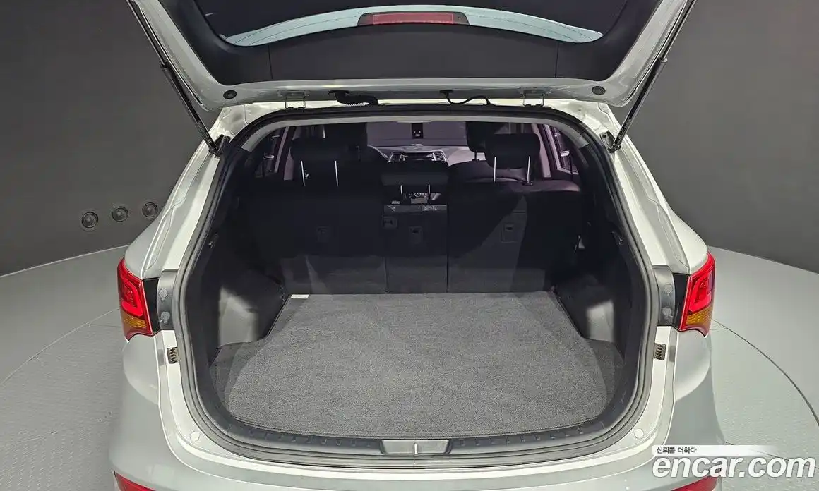 Hyundai Santa Fe 2016 2.0 Автомат в Москве № 134494, фото 8