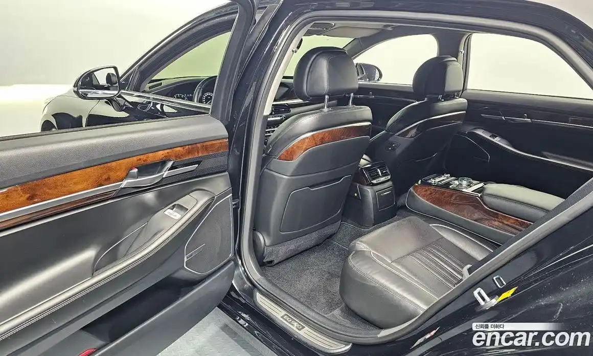 Genesis EQ900 2016 3.8 Автомат в Москве № 135478, фото 14