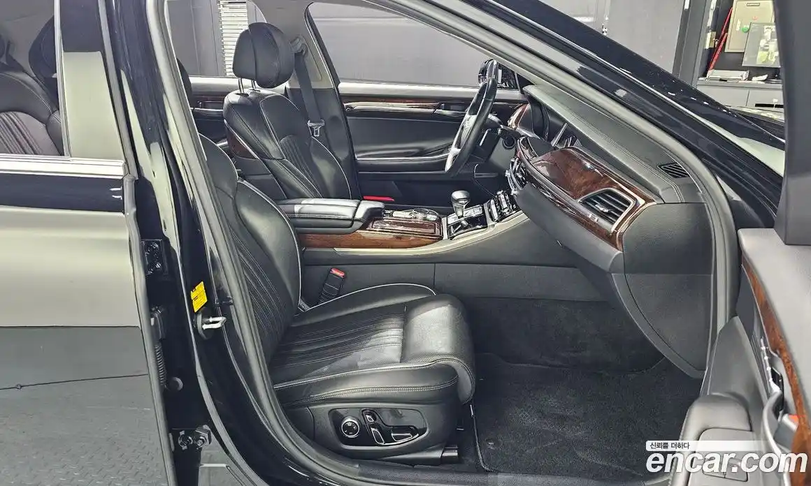 Genesis EQ900 2016 3.8 Автомат в Москве № 135478, фото 16