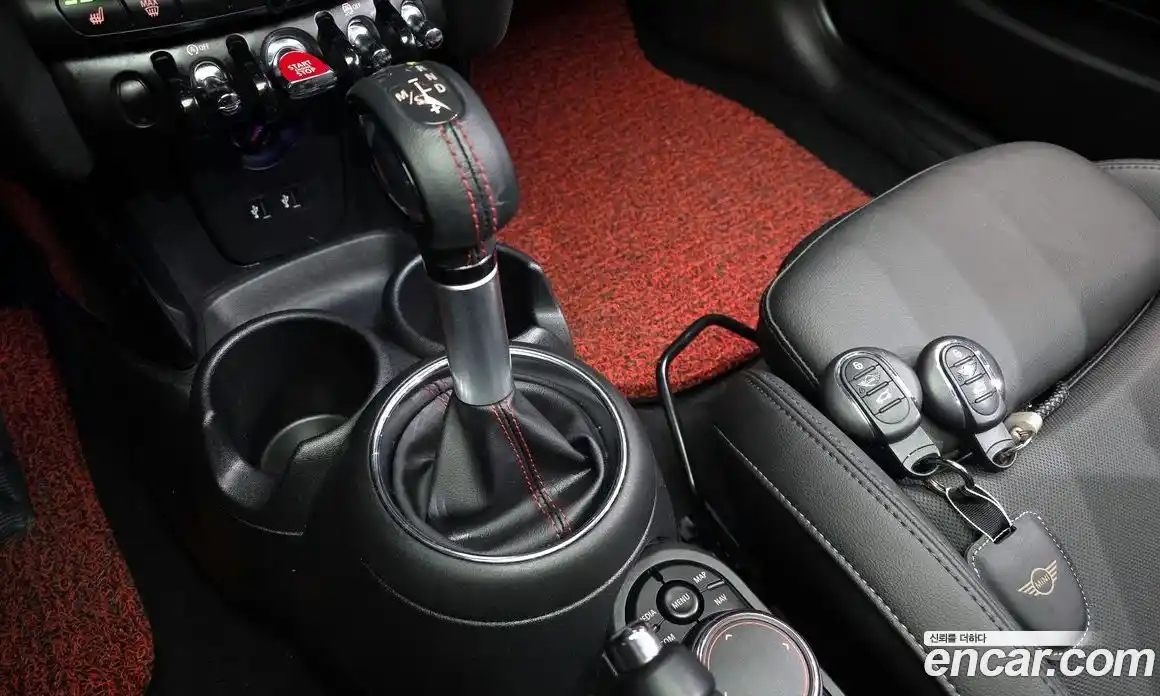 Mini Cooper 2019 2.0 Автомат в Москве № 143462, фото 14