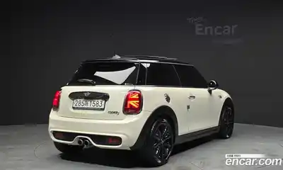 Mini Cooper 2019 2.0 Автомат в Москве № 143462, миниатюра 5