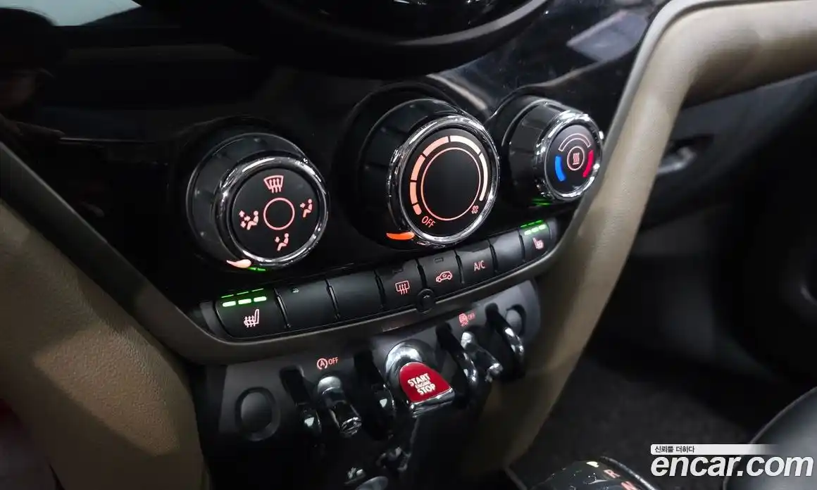 Mini Countryman 2017 2.0 Автомат в Москве № 144149, фото 16