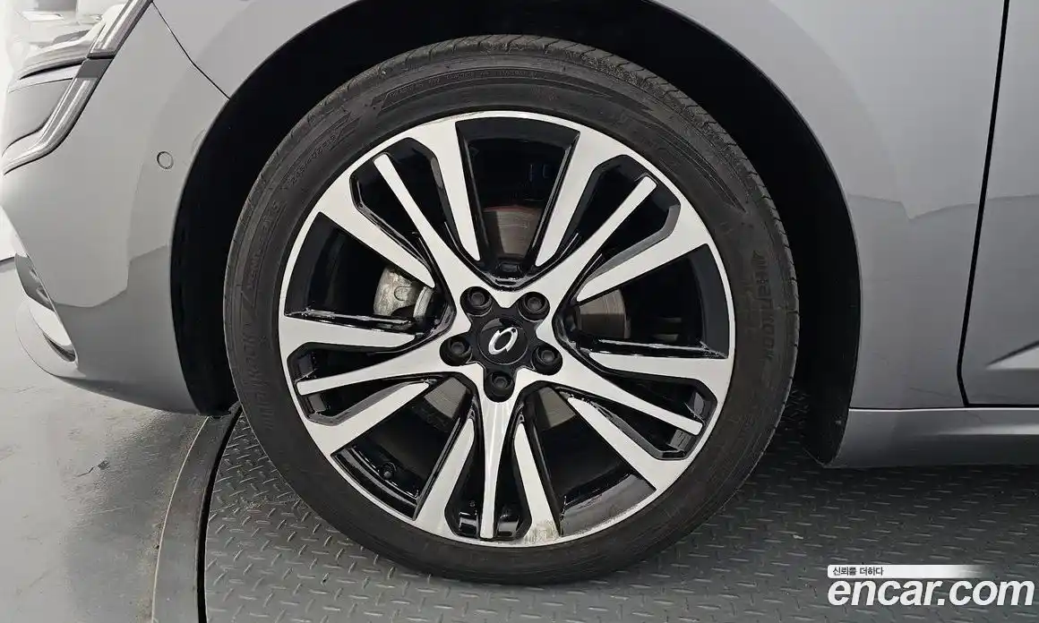 Renault SM6 2022 1.8 Автомат в Москве № 144928, фото 5