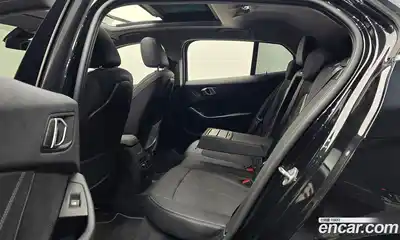 BMW 1-Series 2024 2.0 Автомат в Москве № 153828, миниатюра 3