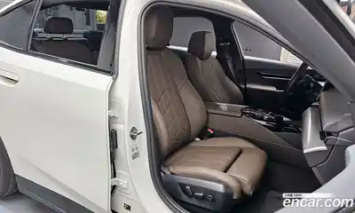 BMW 5-Series 2024 2.0 Автомат в Москве № 155162, миниатюра 9