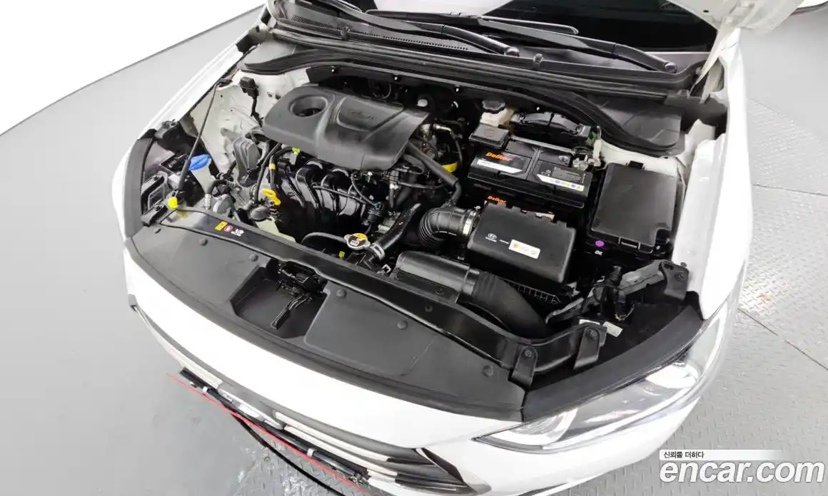 Hyundai Avante 2018 1.6 Автомат в Москве № 157559, фото 1