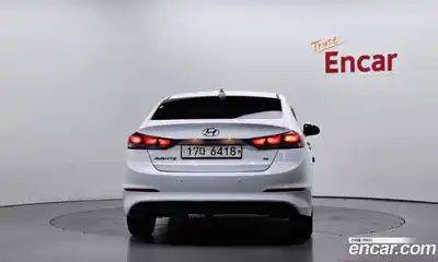 Hyundai Avante 2018 1.6 Автомат в Москве № 157559, миниатюра 7