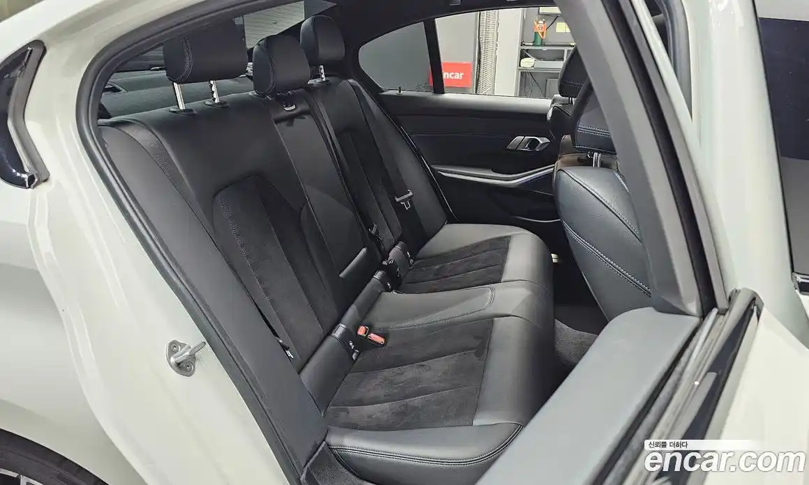 BMW 3-Series 2021 2.0 Автомат в Москве № 157877, фото 9