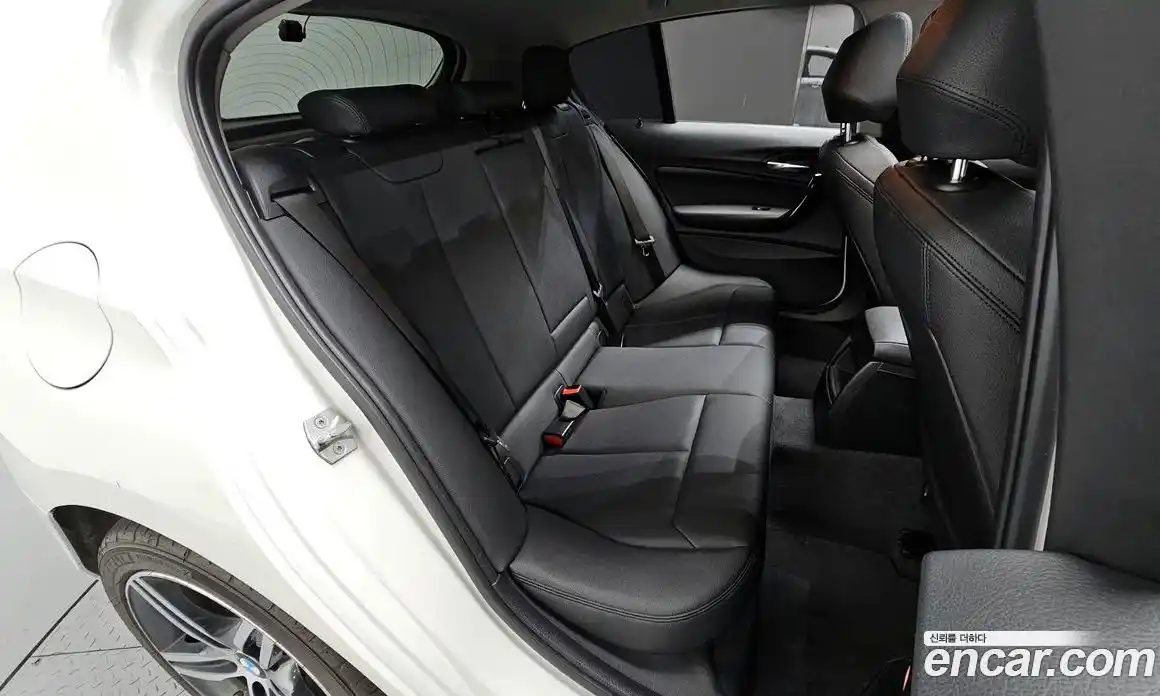 BMW 1-Series 2017 2.0 Автомат в Москве № 158561, фото 16