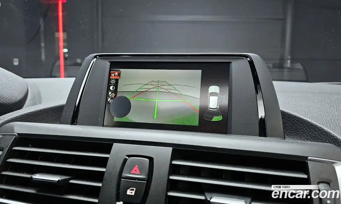 BMW 1-Series 2017 2.0 Автомат в Москве № 158561, фото 3