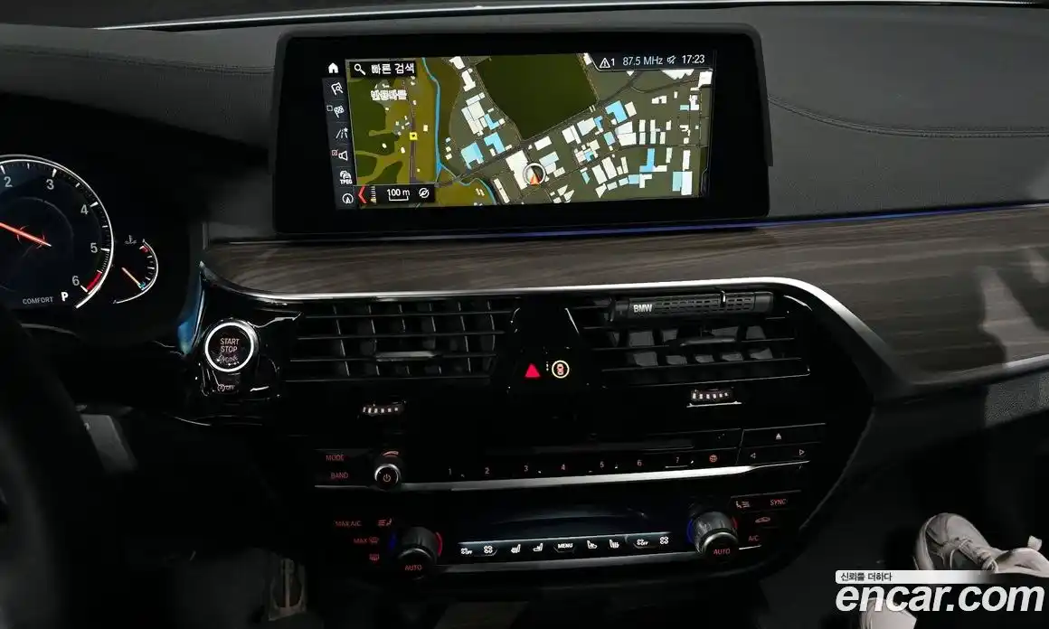 BMW 5-Series 2018 2.0 Автомат в Москве № 158969, фото 17