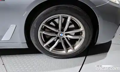 BMW 5-Series 2018 2.0 Автомат в Москве № 158969, миниатюра 5