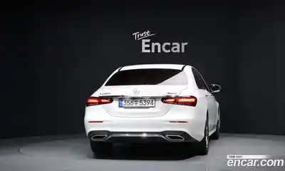 Mercedes-Benz E-Class, 2023