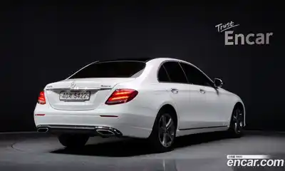 Mercedes-Benz E-Class 2017 2.0 Автомат в Москве № 160955, миниатюра 11
