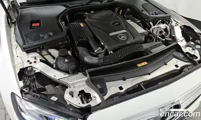 Mercedes-Benz E-Class 2017 2.0 Автомат в Москве № 160955, миниатюра 4