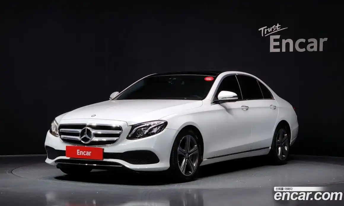 Mercedes-Benz E-Class 2017 2.0 Автомат в Москве № 160955, фото 8