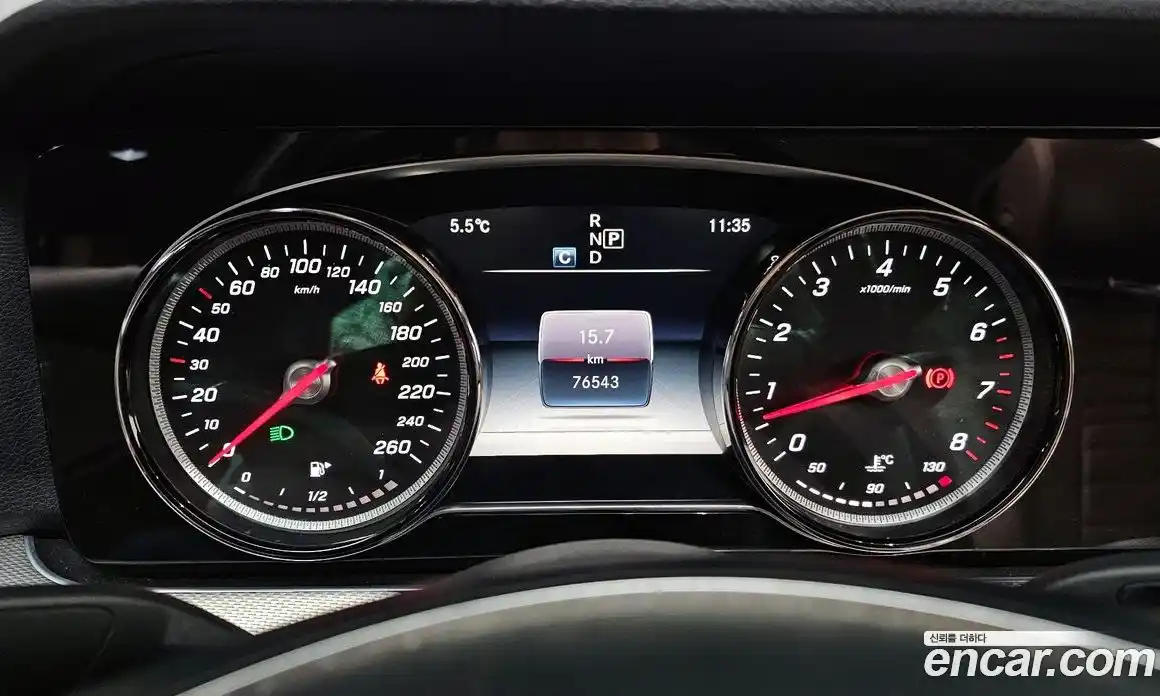 Mercedes-Benz E-Class 2018 2.0 Автомат в Москве № 161230, фото 13