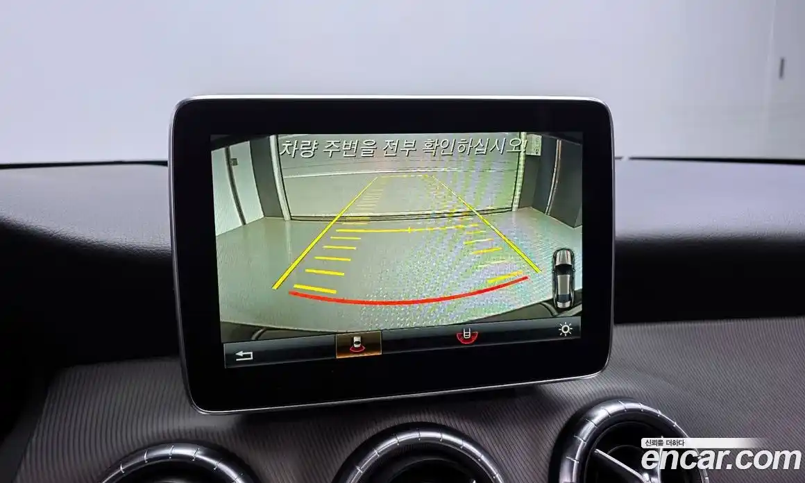 Mercedes-Benz CLA-Class 2015 2.1 Автомат в Москве № 161860, фото 9