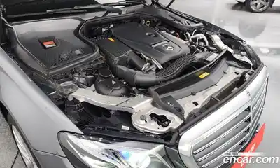 Mercedes-Benz E-Class 2018 2.0 Автомат в Москве № 162003, миниатюра 12