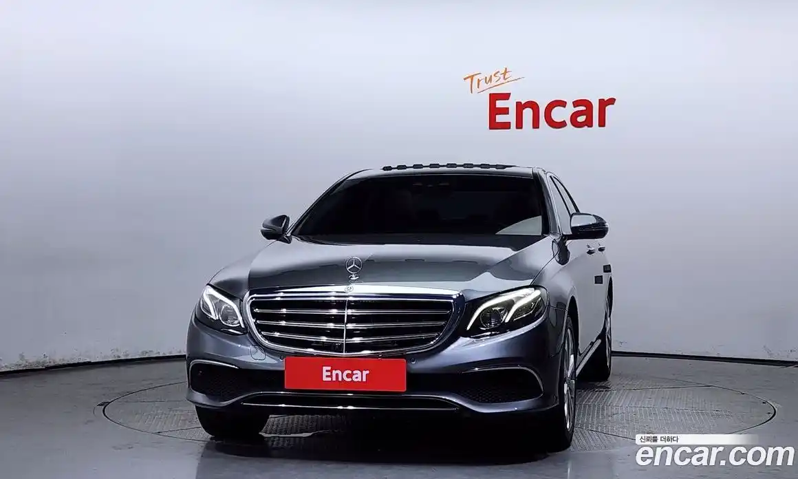 Mercedes-Benz E-Class 2018 2.0 Автомат в Москве № 162003, фото 13