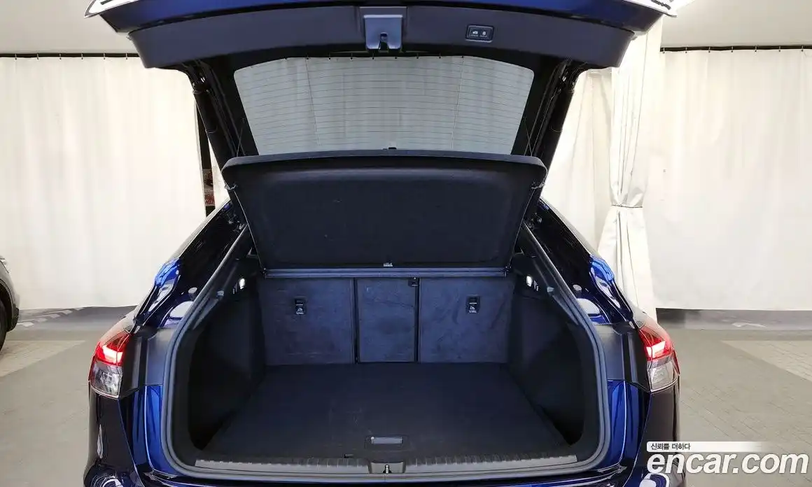 Audi Q4 e-tron 2023 0.2 Автомат в Москве № 162582, фото 14