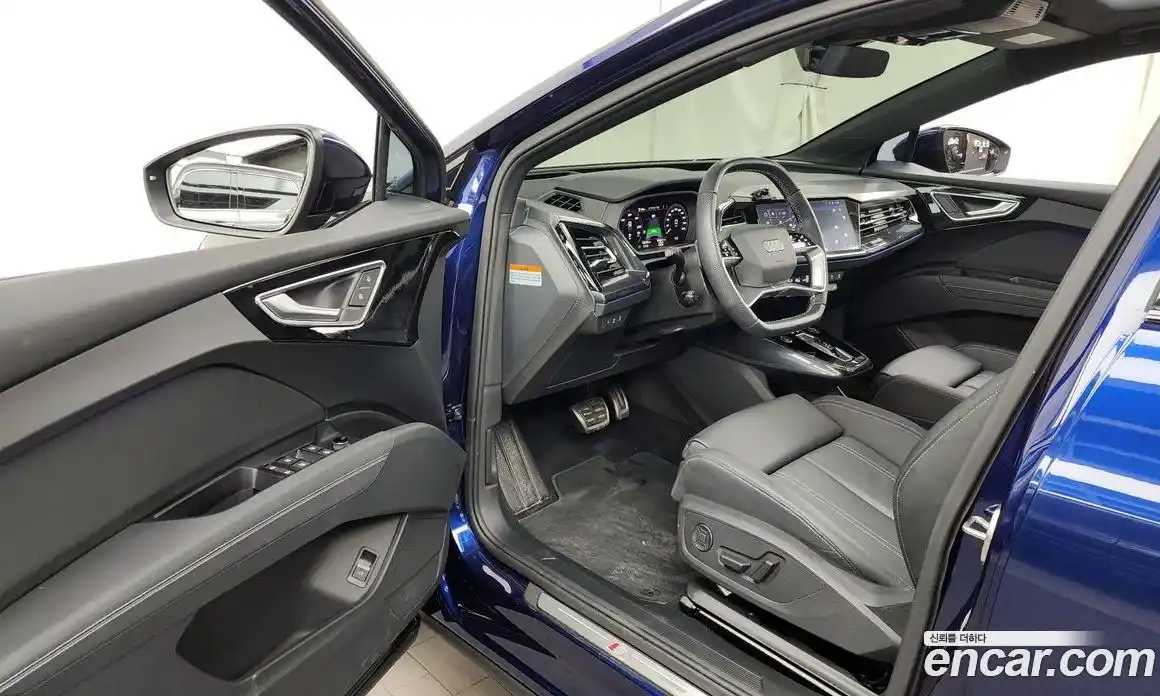 Audi Q4 e-tron 2023 0.2 Автомат в Москве № 162582, фото 3