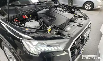 Audi Q7 2022 3.0 Автомат в Москве № 163283, миниатюра 5