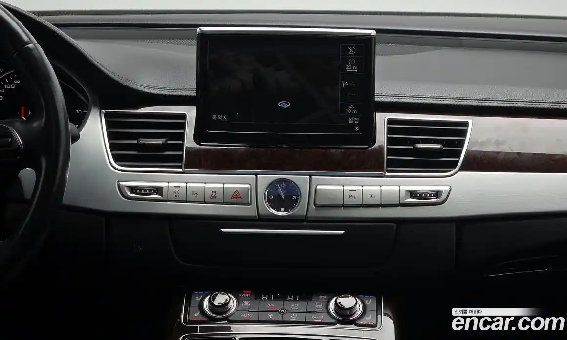 Audi A8 2013 4.1 Автомат в Москве № 163897, фото 17