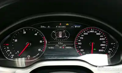 Audi A8 2013 4.1 Автомат в Москве № 163897, миниатюра 7