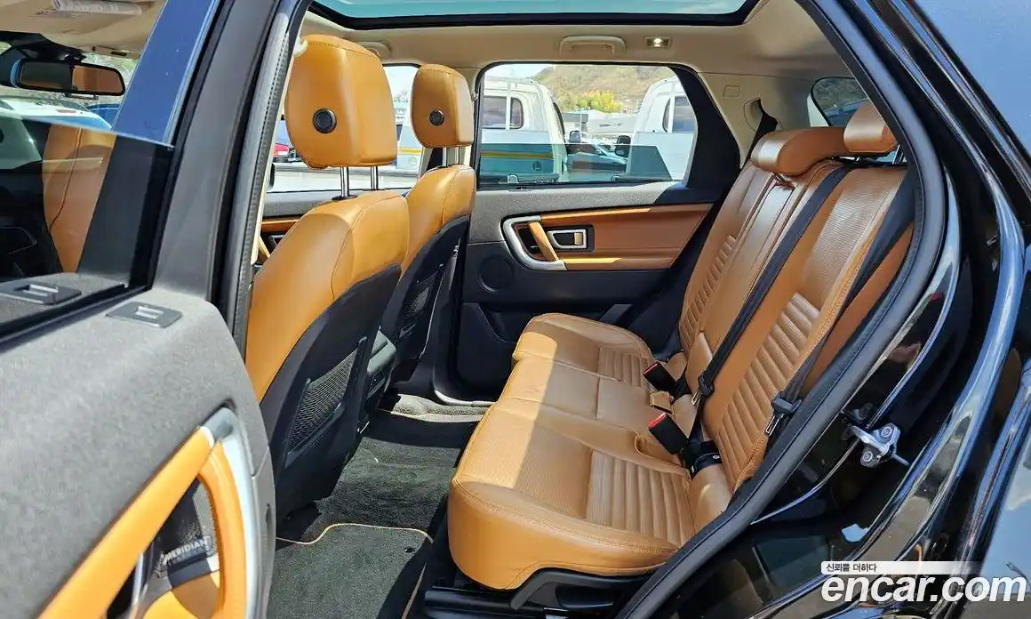 Land Rover Discovery Sport 2019 2.0 Автомат в Москве № 166302, фото 11